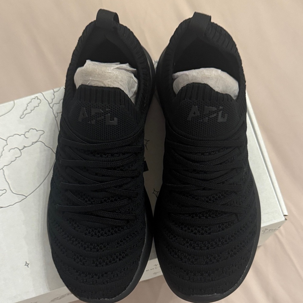 NWT APL Boy’s All-Black Knit Sneakers - Size 3